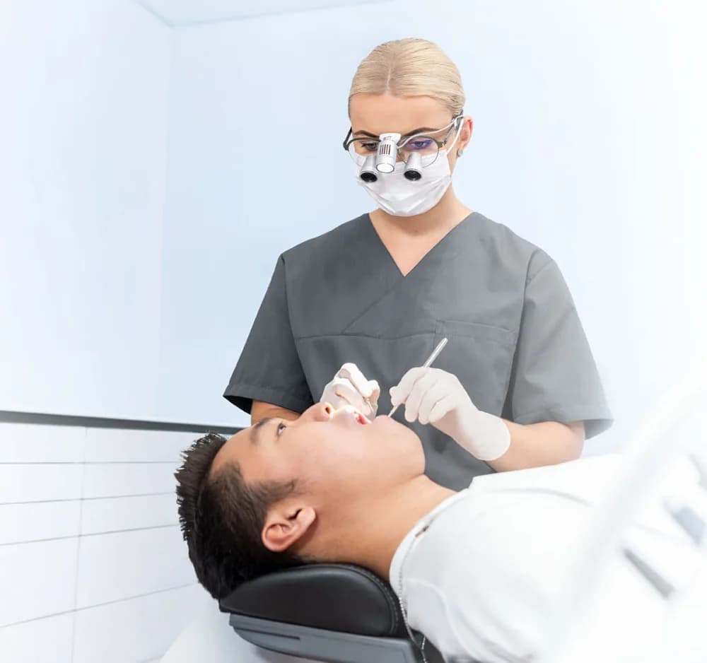 ZEISS EyeMag Medical Loupes — Tibbiy lupa (kattalashtirgich ko'zoynak)